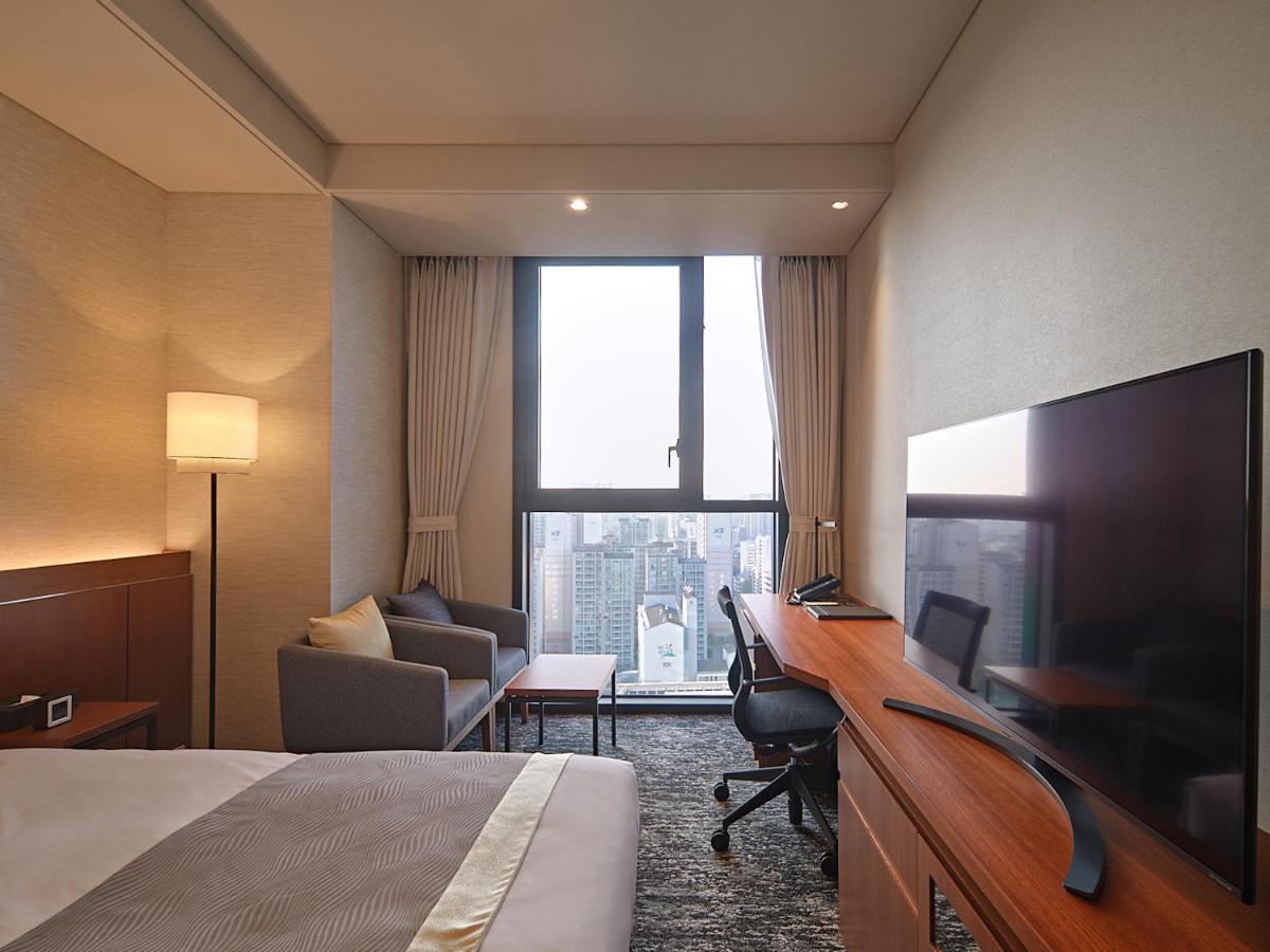 Roynet Hotel Seoul Mapo Bagian luar foto