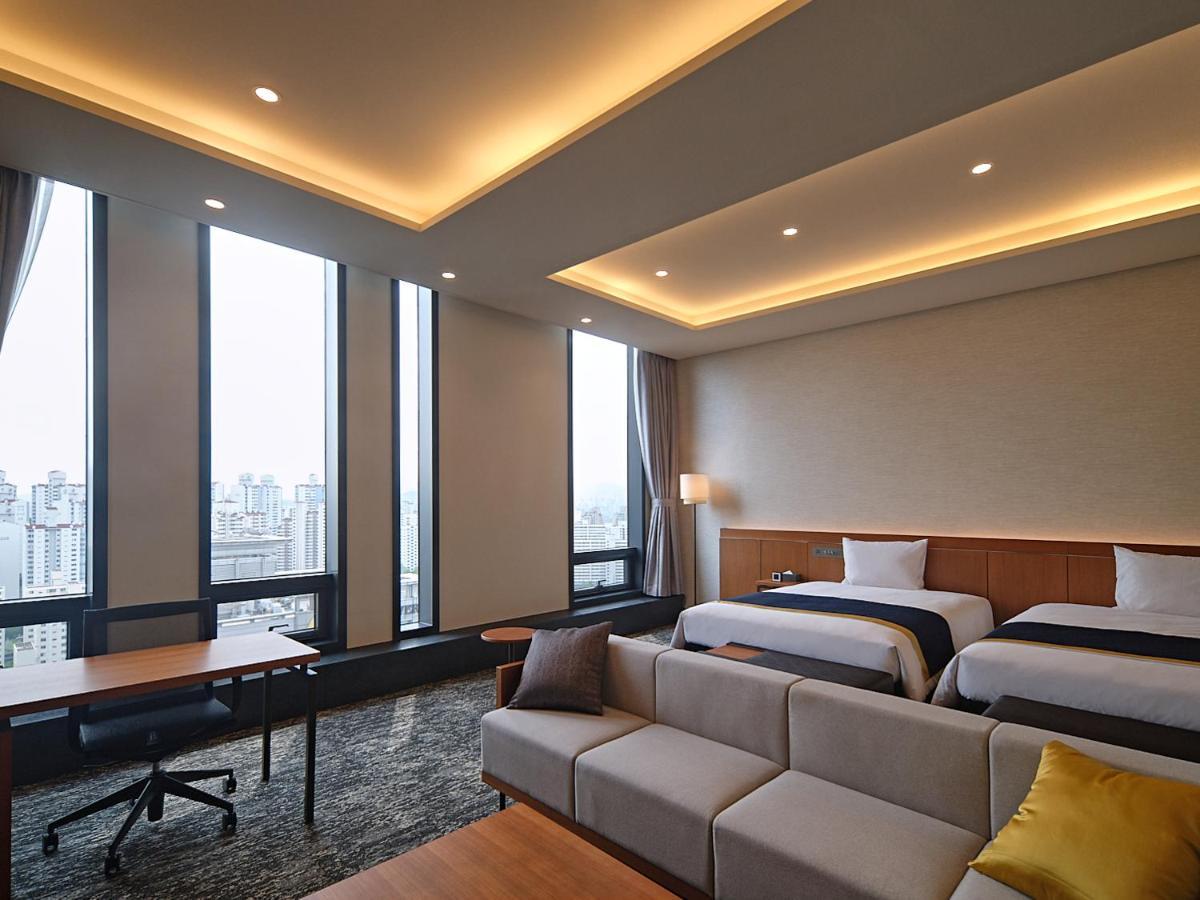 Roynet Hotel Seoul Mapo Bagian luar foto
